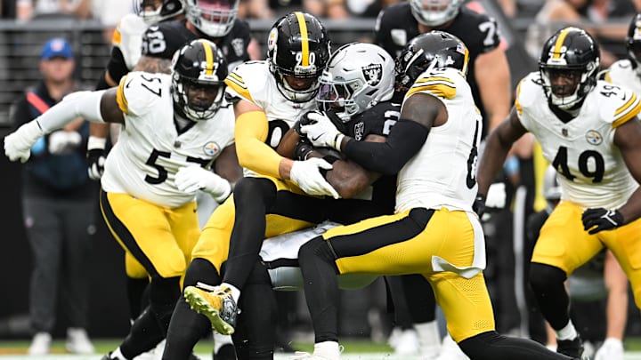 Pittsburgh Steelers v Las Vegas Raiders