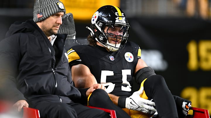 Tennessee Titans v Pittsburgh Steelers