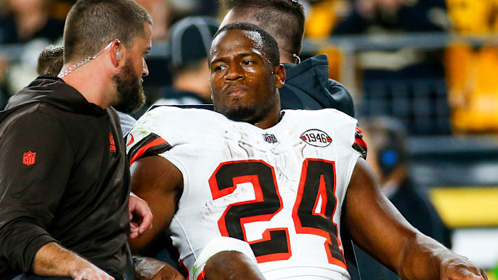 Cleveland Browns v Pittsburgh Steelers