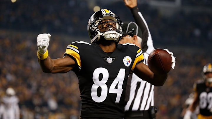 Los Angeles Chargers v Pittsburgh Steelers