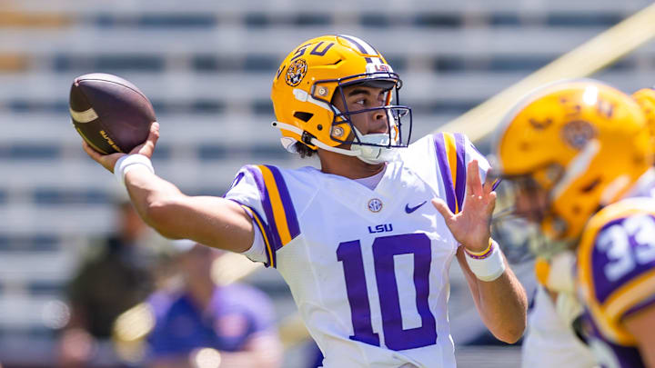 LSU transfer Rickie Collins, a 3-star prospect, will be the starting quarterback for Syracuse football in the 2025 season.