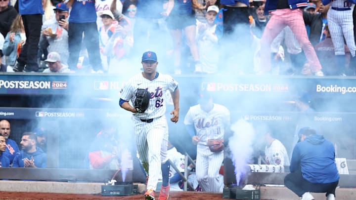 Oct 9, 2024; New York, New York, USA; New York Mets pitcher Jose Quintana (62) heads to the field in the first inning against the Philadelphia Phillies in game four of the NLDS for the 2024 MLB Playoffs at Citi Field. Mandatory Credit: Wendell Cruz-Imagn Images