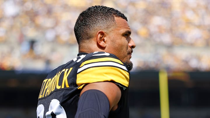 Los Angeles Chargers v Pittsburgh Steelers