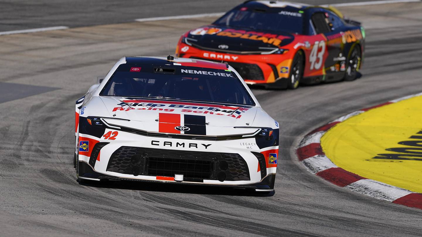 Dave Elenz, LEGACY MOTOR CLUB Part Ways; Sweeping Crew Chief