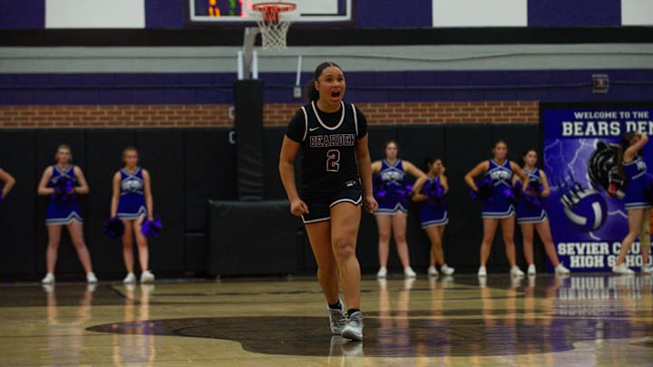 Bearden's Natalya Hodge. Bearden's Natalya Hodge.