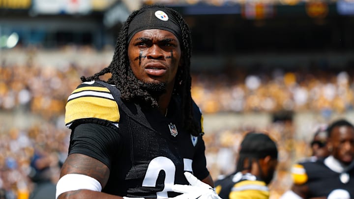 Los Angeles Chargers v Pittsburgh Steelers