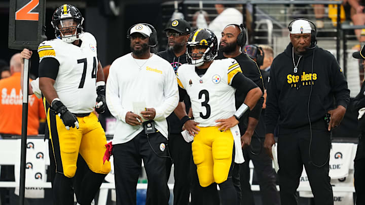 Pittsburgh Steelers v Las Vegas Raiders