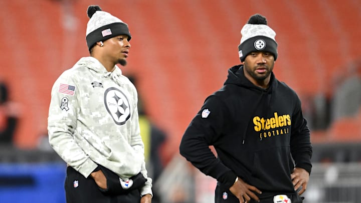 Pittsburgh Steelers v Cleveland Browns