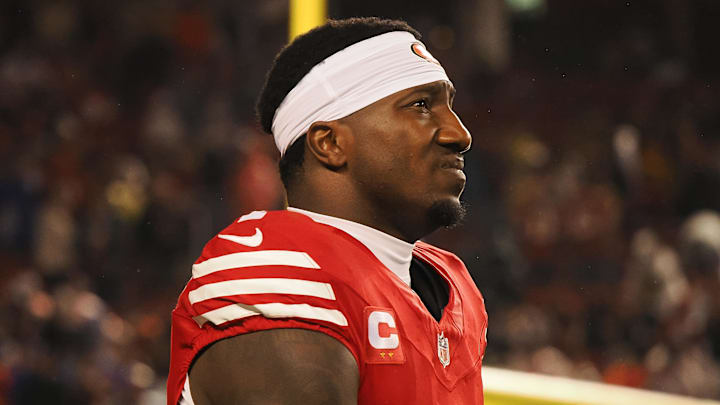 Dec 12, 2024; Santa Clara, California, USA; San Francisco 49ers wide receiver Deebo Samuel Sr (1) before the game against the Los Angeles Rams at Levi's Stadium. Mandatory Credit: Kelley L Cox-Imagn Images Dec 12, 2024; Santa Clara, California, USA; San Francisco 49ers wide receiver Deebo Samuel Sr (1) before the game against the Los Angeles Rams at Levi's Stadium. Mandatory Credit: Kelley L Cox-Imagn Images