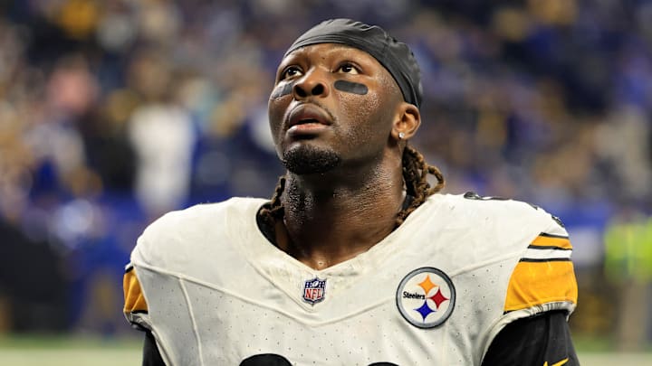 Pittsburgh Steelers v Indianapolis Colts