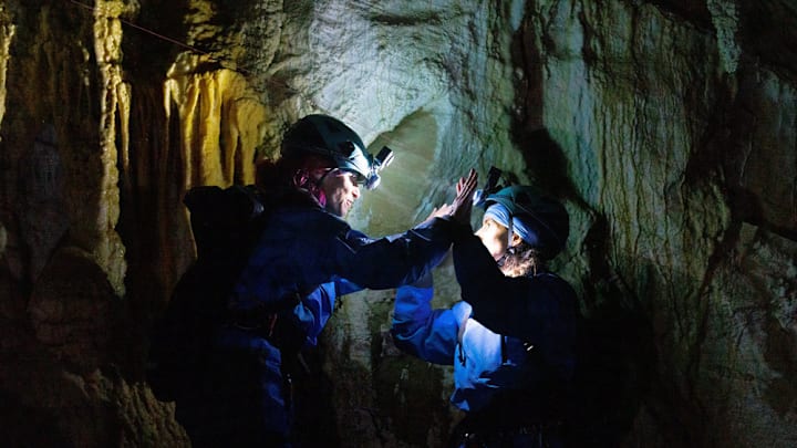 RACE TO SURVIVE: NEW ZEALAND -- "Deep, Dark, Holes" Episode 205 -- Pictured: (l-r) Ashley Paulson, Rhandi Ohrme -- (Photo by: Brian Finestone/USA Network)