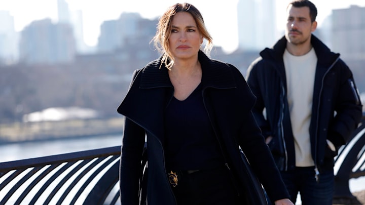 LAW & ORDER: SPECIAL VICTIMS UNIT -- "King of the Moon" Episode 24015 -- Pictured: (l-r) Mariska Hargitay as Captain Olivia Benson, Octavio Pisano as Det. Joe Velasco -- (Photo by: Will Hart/NBC)