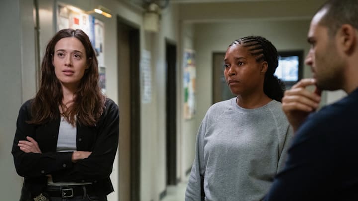 CHICAGO P.D. -- "Water and Honey" Episode 12005 -- Pictured: (l-r) Marina Squerciati as Officer Kim Burgess, Toya Turner as Kiana Cook