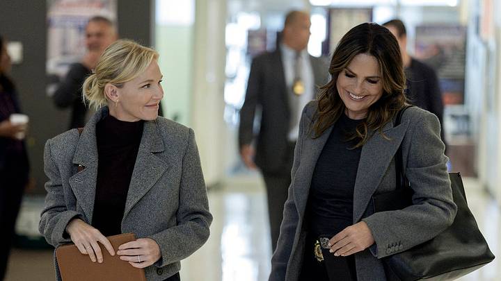 LAW & ORDER: SPECIAL VICTIMS UNIT -- "Divide & Conquer" Episode 26005 -- Pictured: (l-r) Kelli Giddish as Amanda Rollins, Mariska Hargitay as Capt. Olivia Benson LAW & ORDER: SPECIAL VICTIMS UNIT -- "Divide & Conquer" Episode 26005 -- Pictured: (l-r) Kelli Giddish as Amanda Rollins, Mariska Hargitay as Capt. Olivia Benson