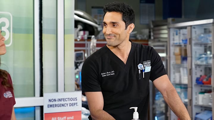 CHICAGO MED -- "Do You Know The Way Home" Episode 603 -- Pictured: (l-r) Dominic Rains as Crockett Marcel -- (Photo by: Elizabeth Sisson/NBC)