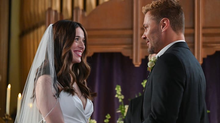 CHICAGO P.D. -- "Vows" Episode 12022 -- Pictured: (l-r) Marina Squerciati as Officer Kim Burgess, Patrick John Flueger as Officer Adam Ruzek  (Photo by: Lori Allen/NBC)