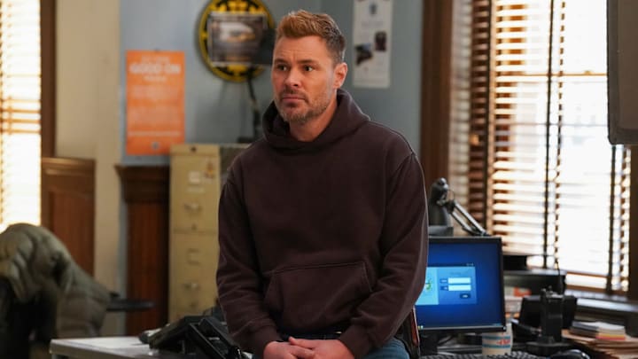 CHICAGO P.D. -- "Seen And Unseen" Episode 12016 -- Pictured: Patrick John Flueger as Officer Adam Ruzek 