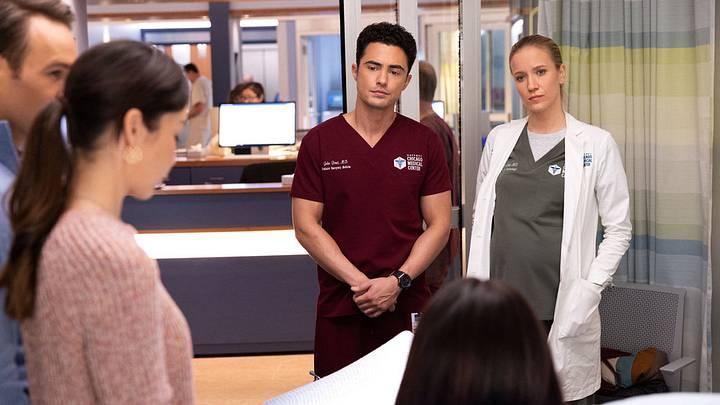 CHICAGO MED -- "Spill Your Guts" Episode 1112 -- Pictured: (l-r) Darren Barnet as Dr. John Frost, Jessy Schram as Dr. Hannah Asher CHICAGO MED -- "Spill Your Guts" Episode 1112 -- Pictured: (l-r) Darren Barnet as Dr. John Frost, Jessy Schram as Dr. Hannah Asher