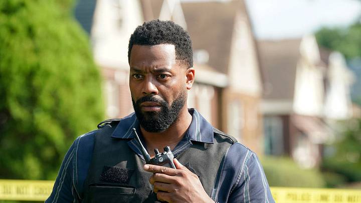 CHICAGO P.D. -- "Don't Blink" Episode 1402 -- Pictured: LaRoyce Hawkins as Officer Kevin Atwater CHICAGO P.D. -- "Don't Blink" Episode 1402 -- Pictured: LaRoyce Hawkins as Officer Kevin Atwater