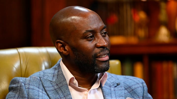 THE TRAITORS -- "Let Battle Commence" Episode 301 -- Pictured: Jeremy Collins -- (Photo by: Euan Cherry/Peacock) THE TRAITORS -- "Let Battle Commence" Episode 301 -- Pictured: Jeremy Collins -- (Photo by: Euan Cherry/Peacock)