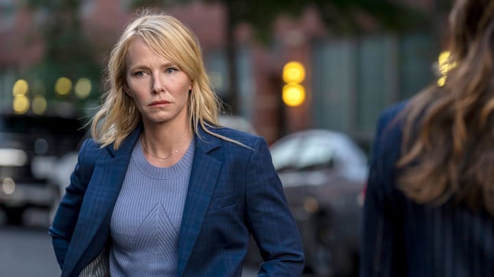 LAW & ORDER: SPECIAL VICTIMS UNIT -- "Mirror Effect" Episode 24002 -- Pictured: Kelli Giddish as Det. Amanda Rollins -- (Photo by: Zach Dilgard/NBC)