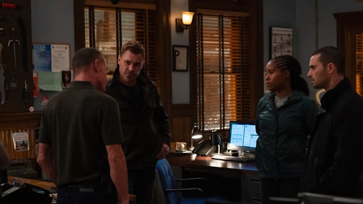 CHICAGO P.D. -- "Water and Honey" Episode 12005 -- Pictured: (l-r) Patrick John Flueger as Officer Adam Ruzek, Toya Turner as Kiana Cook, Benjamin Levy Aguilar as Dante Torres