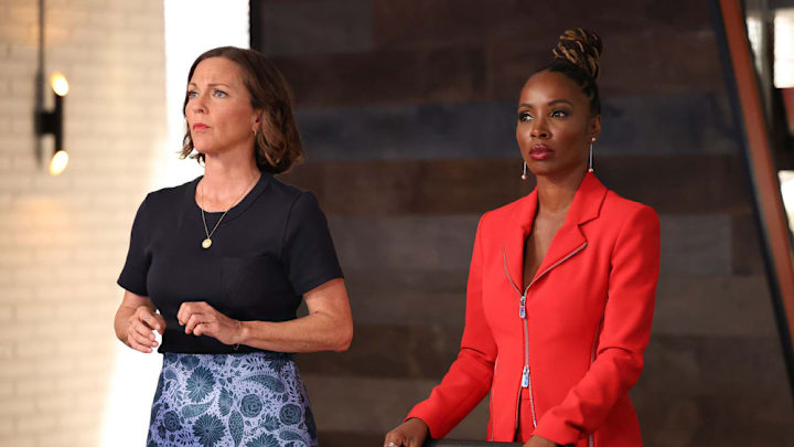 FOUND -- "Missing While Matched" Episode 214 -- Pictured: (l-r) Kelli Williams as Margaret, Shanola Hampton as Gabi Mosely, -- (Photo by: Matt Miller/NBC)