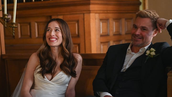 CHICAGO P.D. -- "Vows" Episode 12022 -- Pictured: (l-r) Marina Squerciati as Officer Kim Burgess, Patrick John Flueger as Officer Adam Ruzek  (Photo by: Lori Allen/NBC)