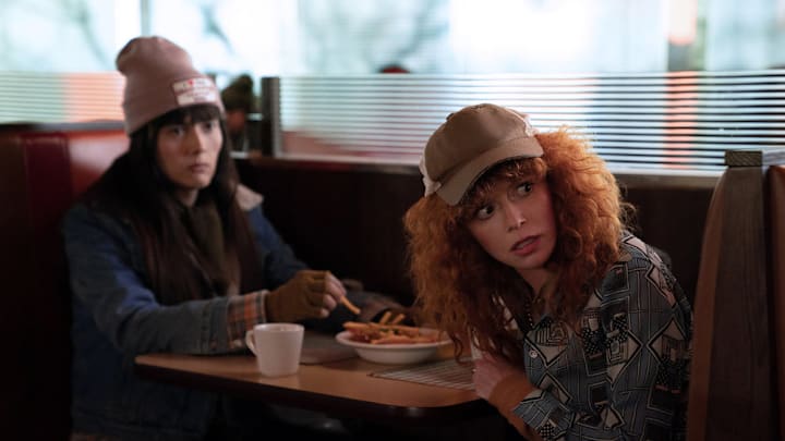 POKER FACE -- The End of the Road Episode 212 -- Pictured: Patti Harrison as Alex, Natasha Lyonne as Charlie Cale -- (Photo by: Ralph Bavaro/PEACOCK) POKER FACE -- The End of the Road Episode 212 -- Pictured: Patti Harrison as Alex, Natasha Lyonne as Charlie Cale -- (Photo by: Ralph Bavaro/PEACOCK)