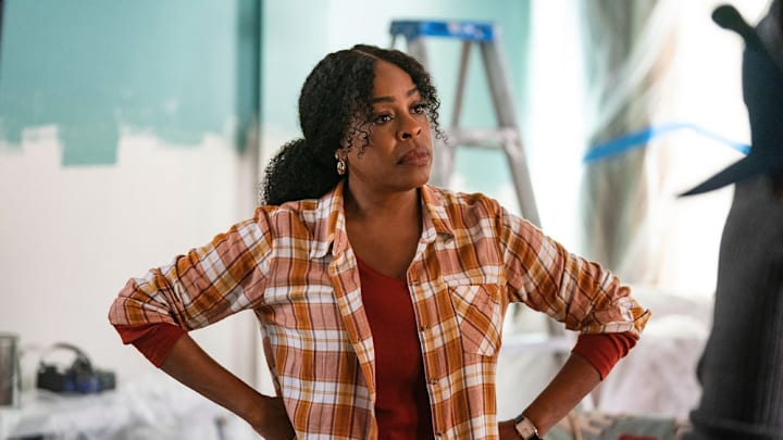 THE HUNTING PARTY -- "Adrian Gallo" Episode 202 -- Pictured: Niecy Nash as Erica Burke -- (Photo by: Ralph Bavaro/NBC)