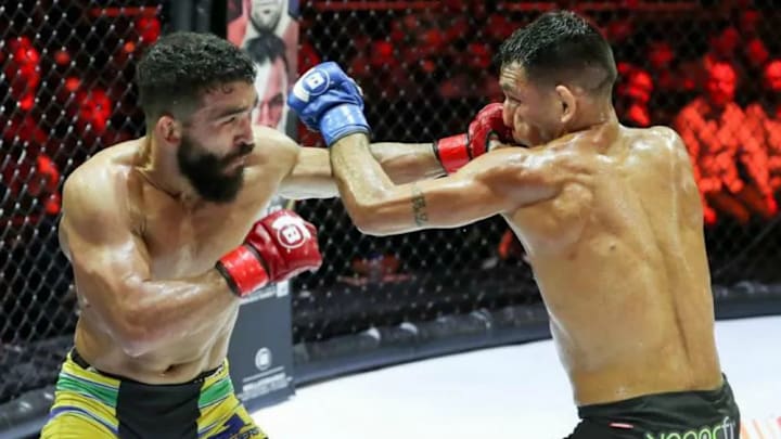 Patricio Pitbull vs. Emmanuel Sanchez