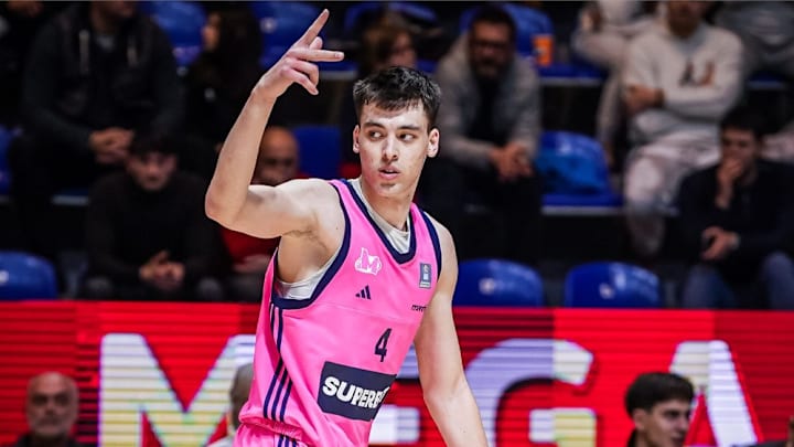 Andrija Jelavic celebrates a made shot Andrija Jelavic celebrates a made shot