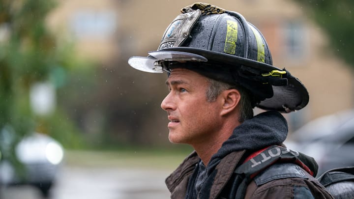 CHICAGO FIRE -- "Pierce The Vein" Episode 1407 -- Pictured: Taylor Kinney as Kelly Severide 