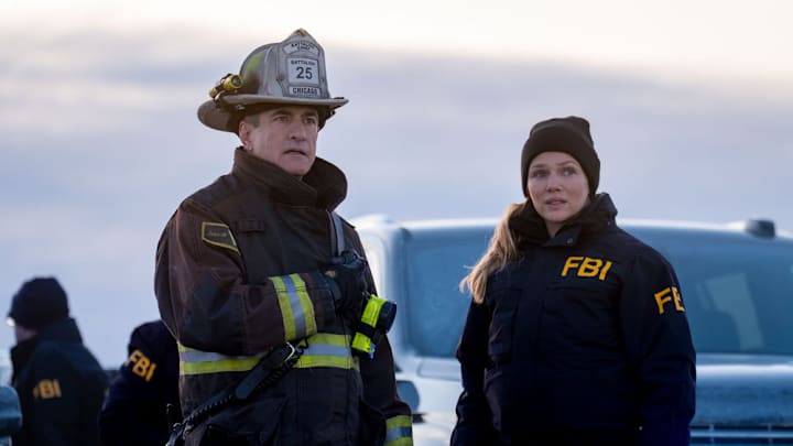 Dermot Mulroney as Chief Dom Pascal, Tracy Spiridakos as Hailey Upton 