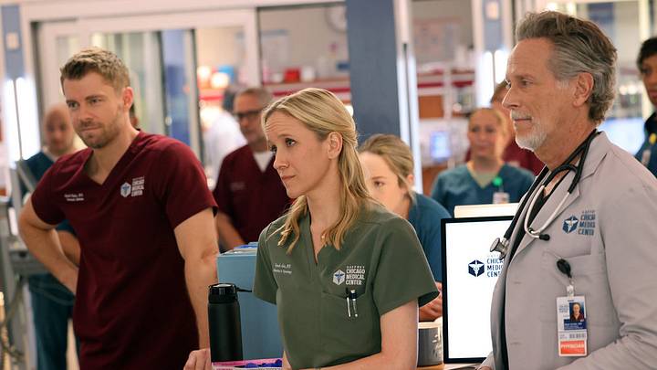 CHICAGO MED - "They Call Me Ms. Goodwin" Episode 1203 - Jessy Schram as Dr. Hannah Asher, Steven Weber as Dr. Dean Archer