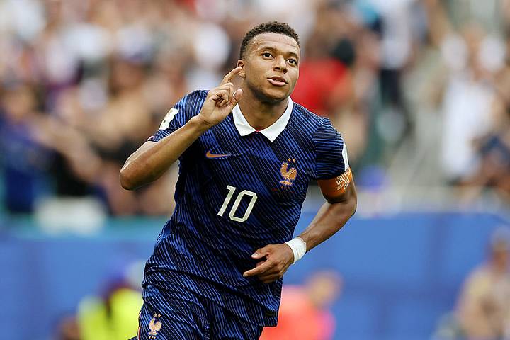 Kylian Mbappé  