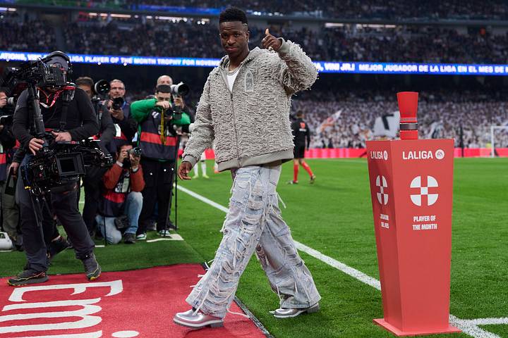 Vinicius Junior and Eduardo Camavinga dress to impress for Getafe at the Bernabeu Vinicius Junior and Eduardo Camavinga dress to impress for Getafe at the Bernabeu