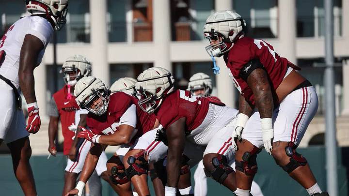 10/8/24 MFB Alabama vs South Carolina week Alabama Offensive Lineman Parker Brailsford (72) Alabama Offensive Lineman Tyler Booker (52) Alabama Offensive Lineman Kadyn Proctor (74)