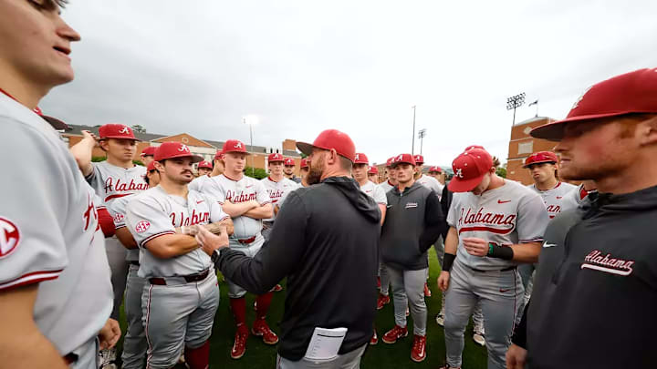 Alabama baseball coach Rob Vaughn addresses the team.