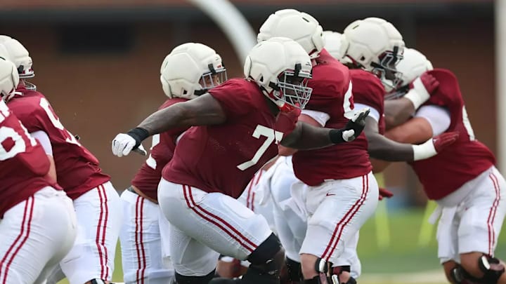 8/6/25 MFB MFB Fall Camp Practice 6 Alabama Offensive Lineman Jaeden Roberts (77)