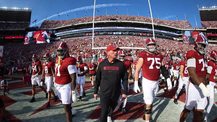 The University of Alabama football team walks out before the game against Oklahoma at Bryant-Denny Stadium in Tuscaloosa, AL on Saturday, Nov 15, 2025. The University of Alabama football team walks out before the game against Oklahoma at Bryant-Denny Stadium in Tuscaloosa, AL on Saturday, Nov 15, 2025.