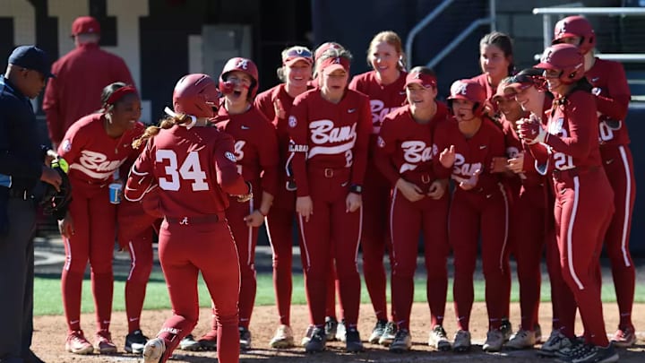 Alabama Softball Player Marlie Giles (34) and The University of Alabama softball team in action against Vilanova at Rhoads Stadium in Tuscaloosa, AL on Saturday, Feb 7, 2026.