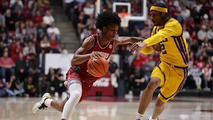 Alabama guard Aden Holloway (2) drives the ball against LSU at Coleman Coliseum in Tuscaloosa, AL on Saturday, Jan 25, 2025.