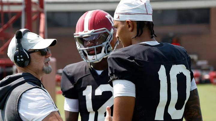 8/6/26 MFB Fall Practice 2 Alabama Football Offensive Coordinator Ryan Grubb Alabama Quarterback Keelon Russell (12) Alabama Quarterback Austin Mack (10) 8/6/26 MFB Fall Practice 2 Alabama Football Offensive Coordinator Ryan Grubb Alabama Quarterback Keelon Russell (12) Alabama Quarterback Austin Mack (10)