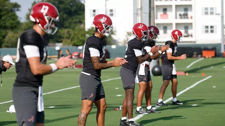 Alabama quarterbacks at practice Alabama quarterbacks at practice