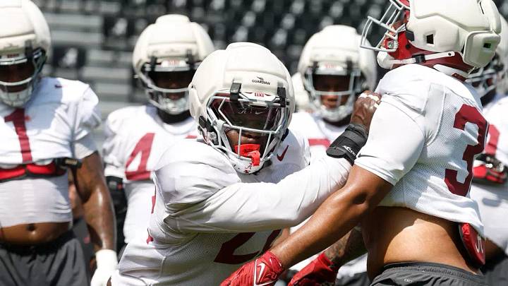 8/23/26 MFB Fall Camp Practice 14 Alabama Defensive Lineman Kedrick Bingley-Jones (22) Photo by Kent Gidley 8/23/26 MFB Fall Camp Practice 14 Alabama Defensive Lineman Kedrick Bingley-Jones (22) Photo by Kent Gidley
