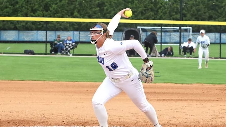 Eastern Illinois Transfer Mackenzie Oslanzi signs with Kentucky