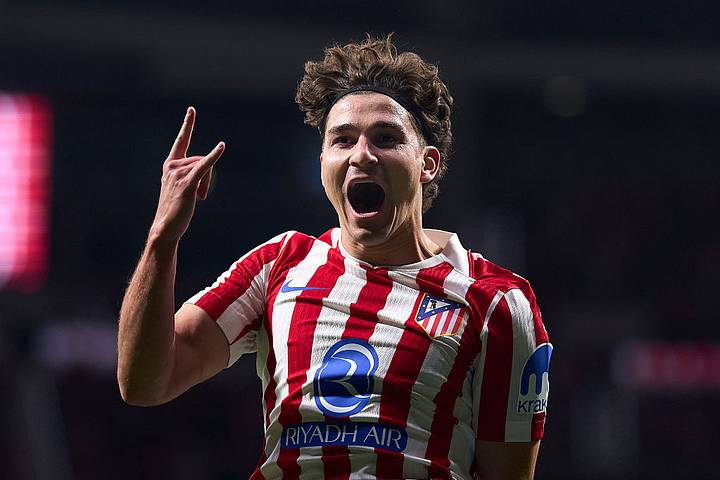 Julián Álvarez ฆูเลียน อัลบาเรซ