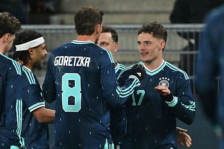 Germany players celebrate 德国球员庆祝进球