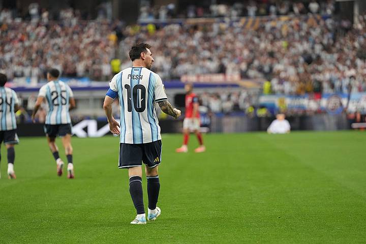 Lionel Messi.